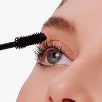 BeyondLash Volumizing Mascara