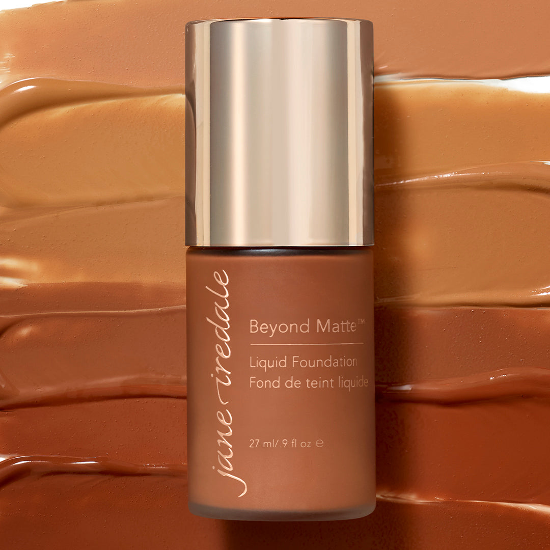 3-in-1 vegan foundation with semi-matte finish, primer & concealer. Smooths skin, minimizes shine & pores. Lightweight, long-wearing & buildable coverage.